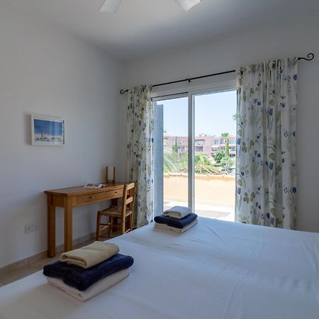 Tropical Paradise In Harbour Paphos, Central & Close To Beach Extérieur photo