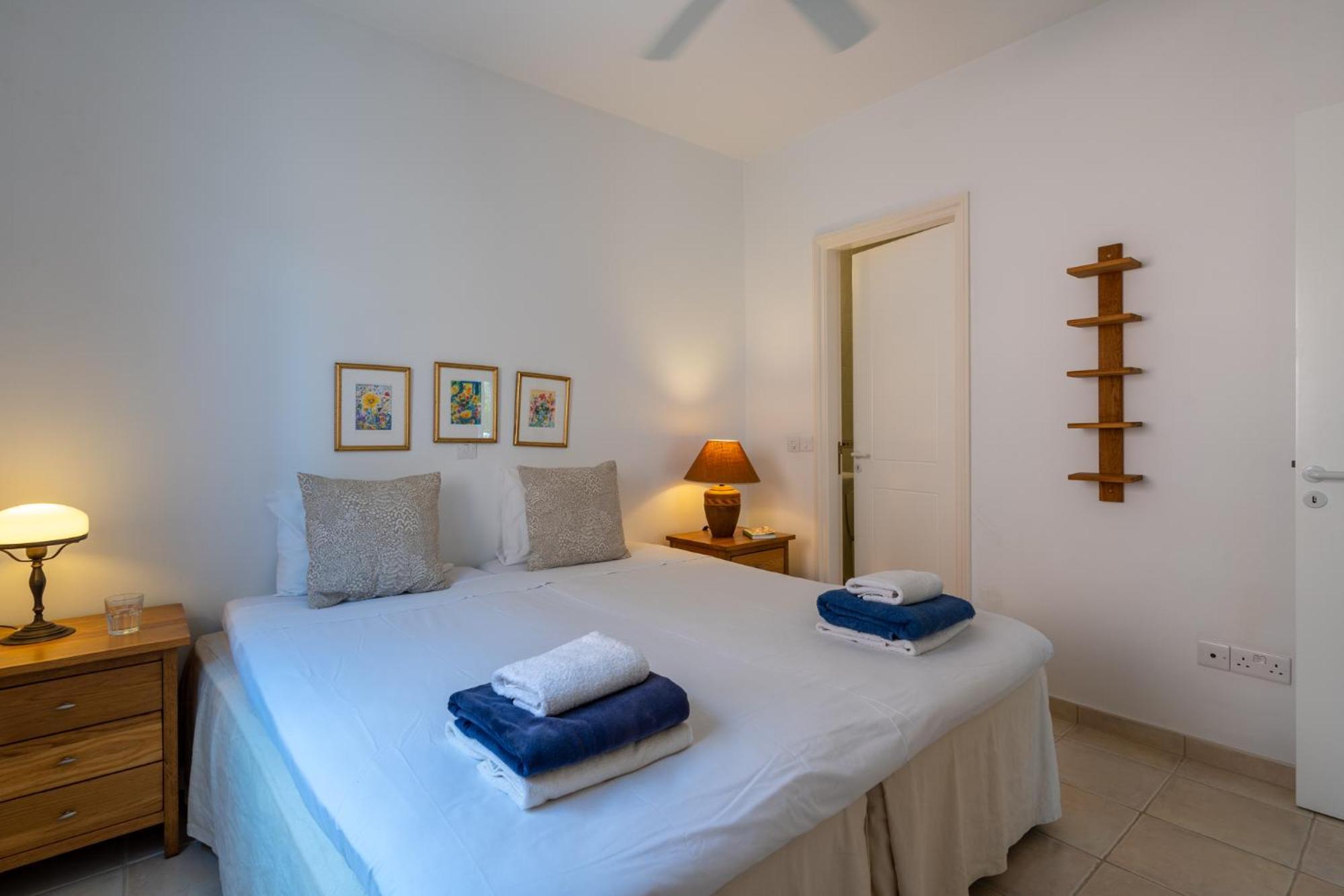 Tropical Paradise In Harbour Paphos, Central & Close To Beach Extérieur photo