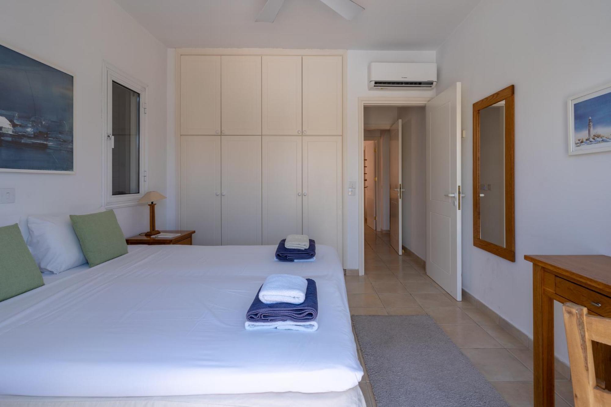 Tropical Paradise In Harbour Paphos, Central & Close To Beach Extérieur photo